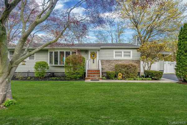 19 Cypress Lane, Shirley, NY 11967
