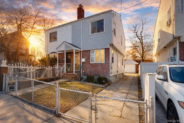 21942 141st Road, Springfield Gardens, NY 11413