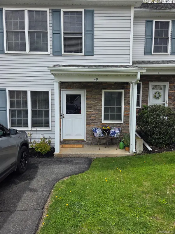 49 Aveonis Court #49, Fishkill, NY 12524