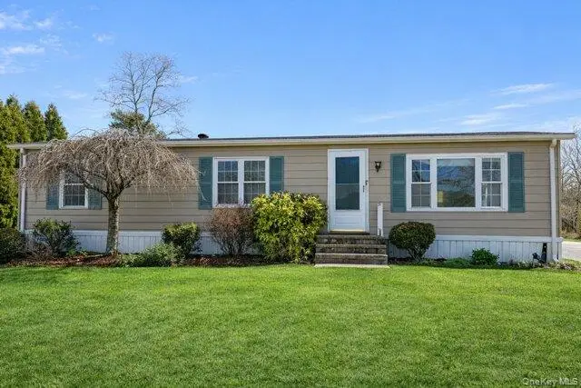 1661 Old Country Road Unit #415 #415, Riverhead, NY 11901 - #1