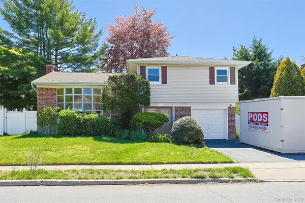 29 Edna Drive, Syosset, NY 11791