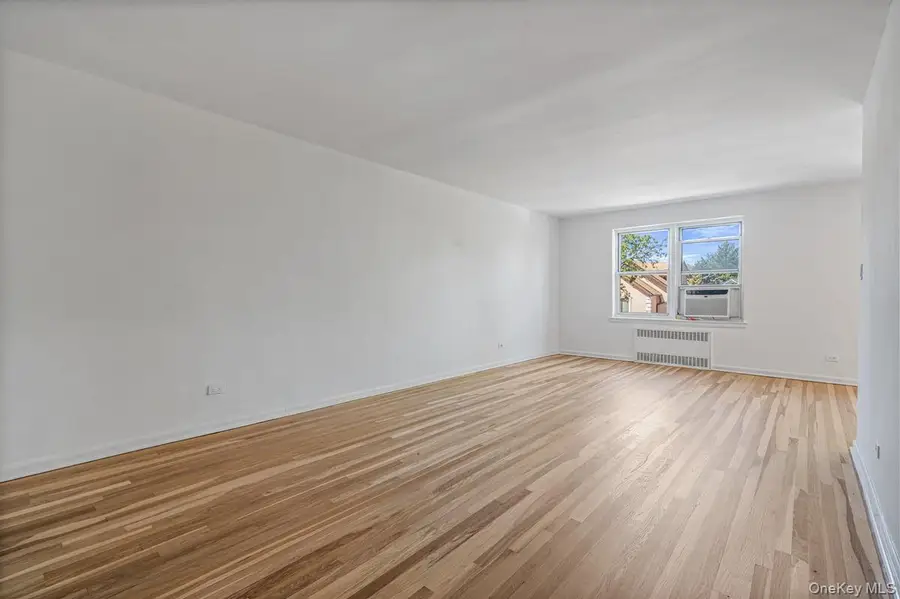 162-01 Powells Cove Boulevard #3N, Beechhurst, NY 11357 - #2