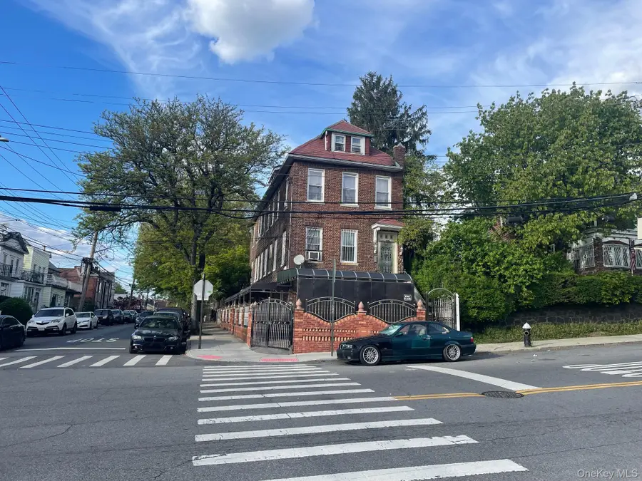 621 E 237th Street, Bronx, NY 10466 - #3