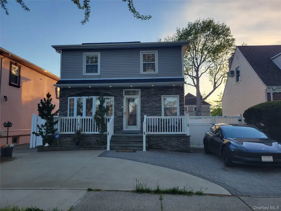 82-30 266 Street, Glen Oaks, NY 11004 - #2