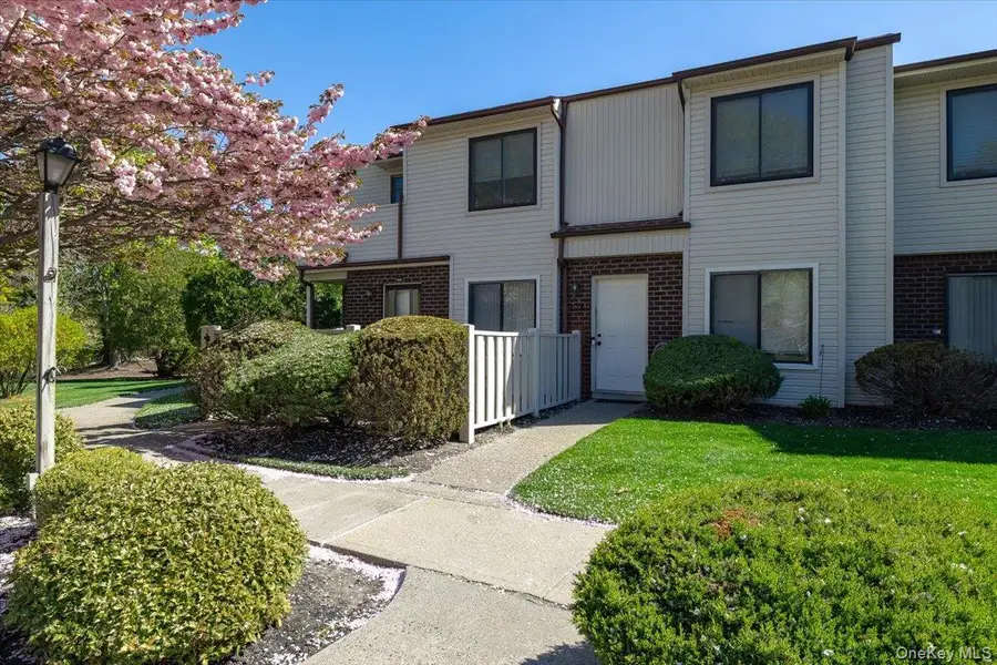 1001 Skyline Drive, Coram, NY 11727 - #3