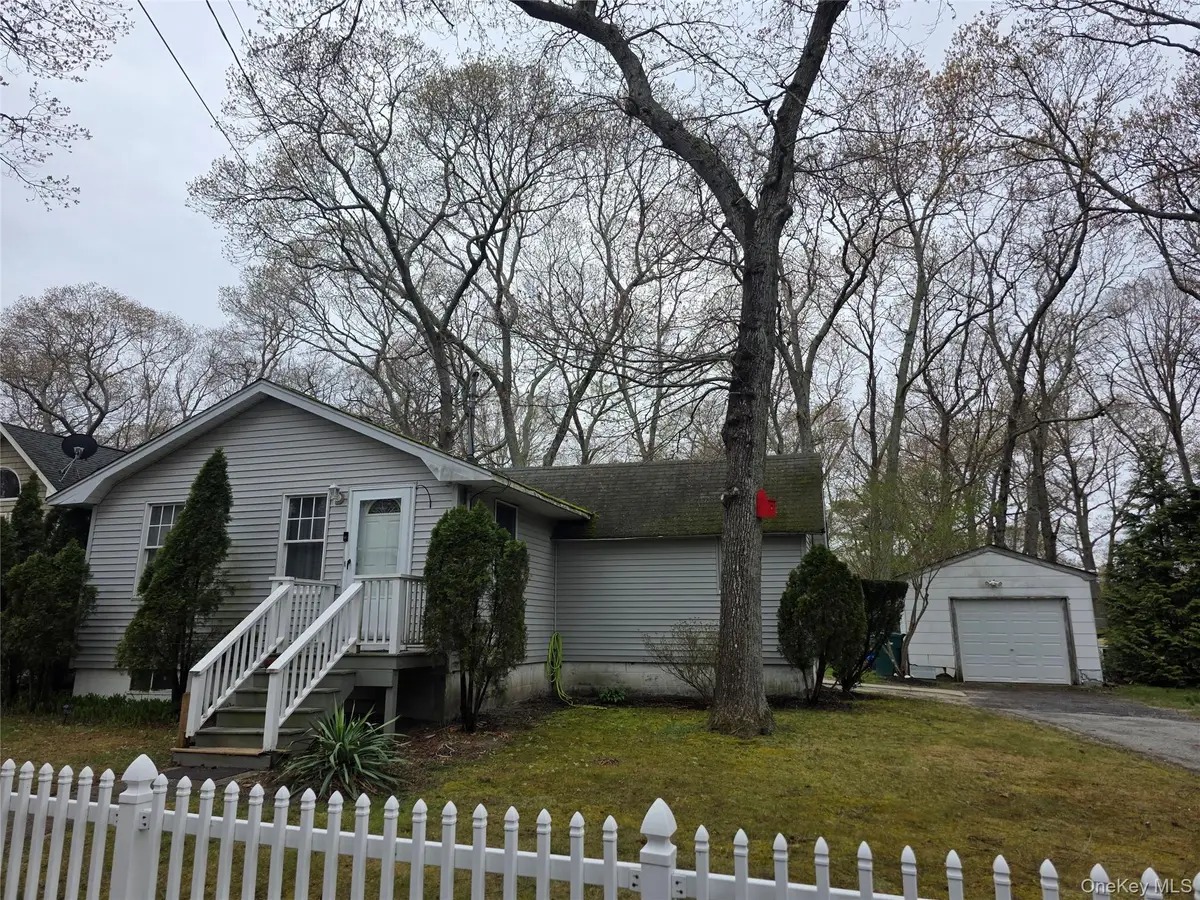 117 Maple Avenue, Flanders, NY 11901 - #1