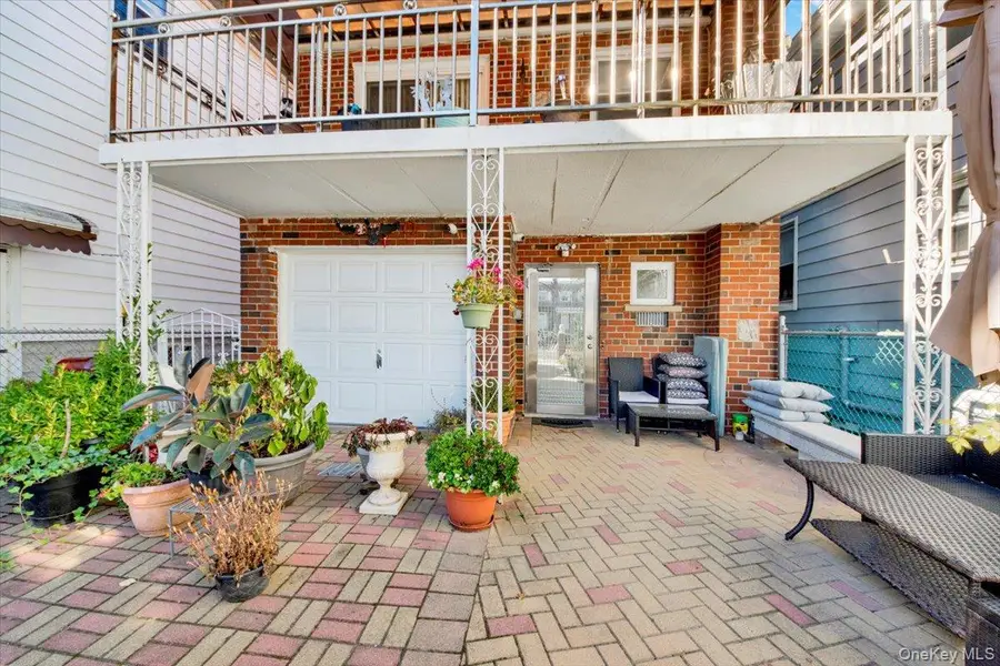 2877 Waterbury Avenue, Bronx, NY 10461 - #3