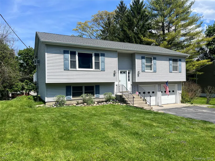 16 Darlene Drive, Poughkeepsie, NY 12601 - #2