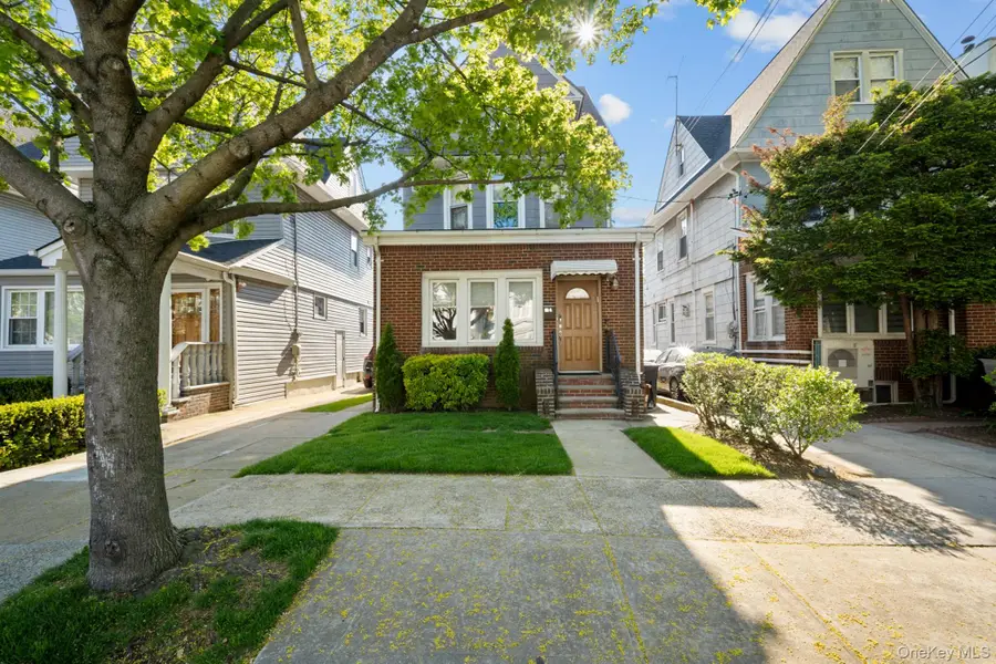 8514 123rd Street, Kew Gardens, NY 11415 - #2