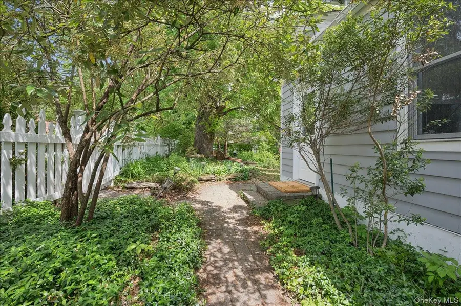 16 Cedar Street, Hastings On Hudson, NY 10706 - #3