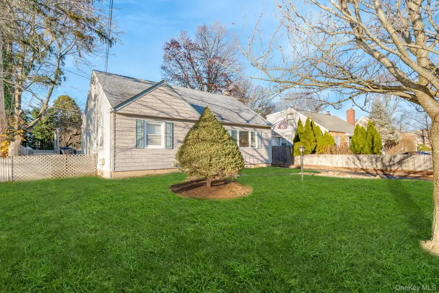 116 E 13th Street, Huntington Station, NY 11746 - #2