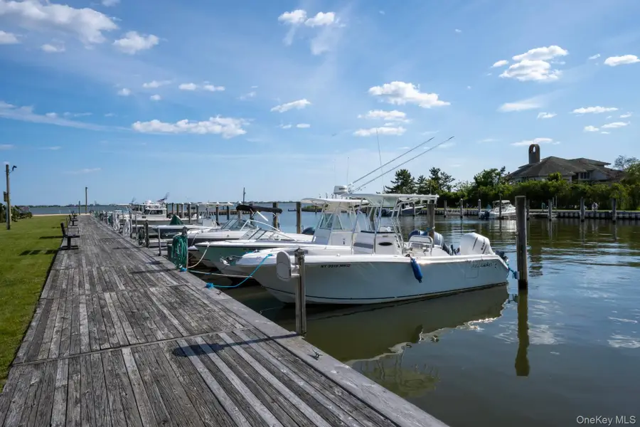 27 Canvasback Lane, East Quogue, NY 11942 - #3