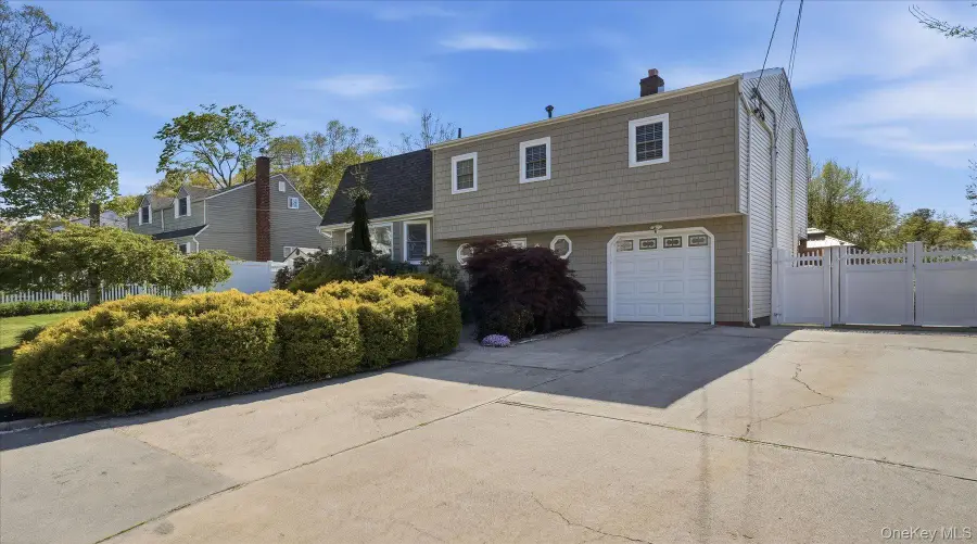 20 Camp Drive, Selden, NY 11784 - #2