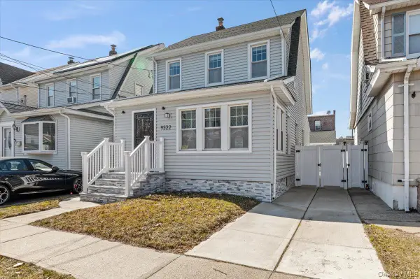 93-22 245th Street, Floral Park, NY 11001