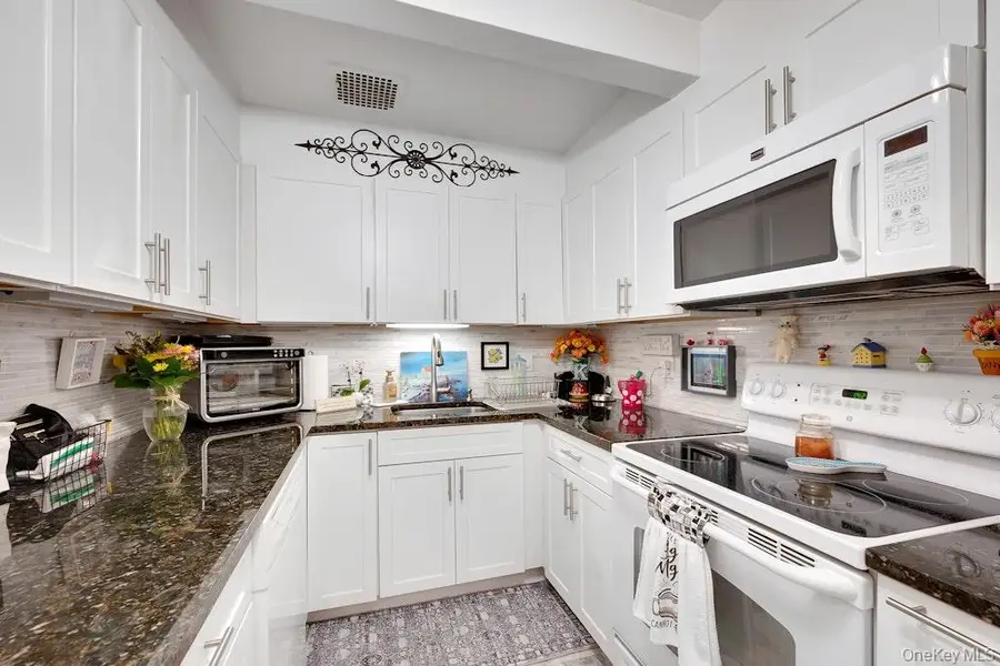 117 De Haven Drive #153, Yonkers, NY 10703 - #3