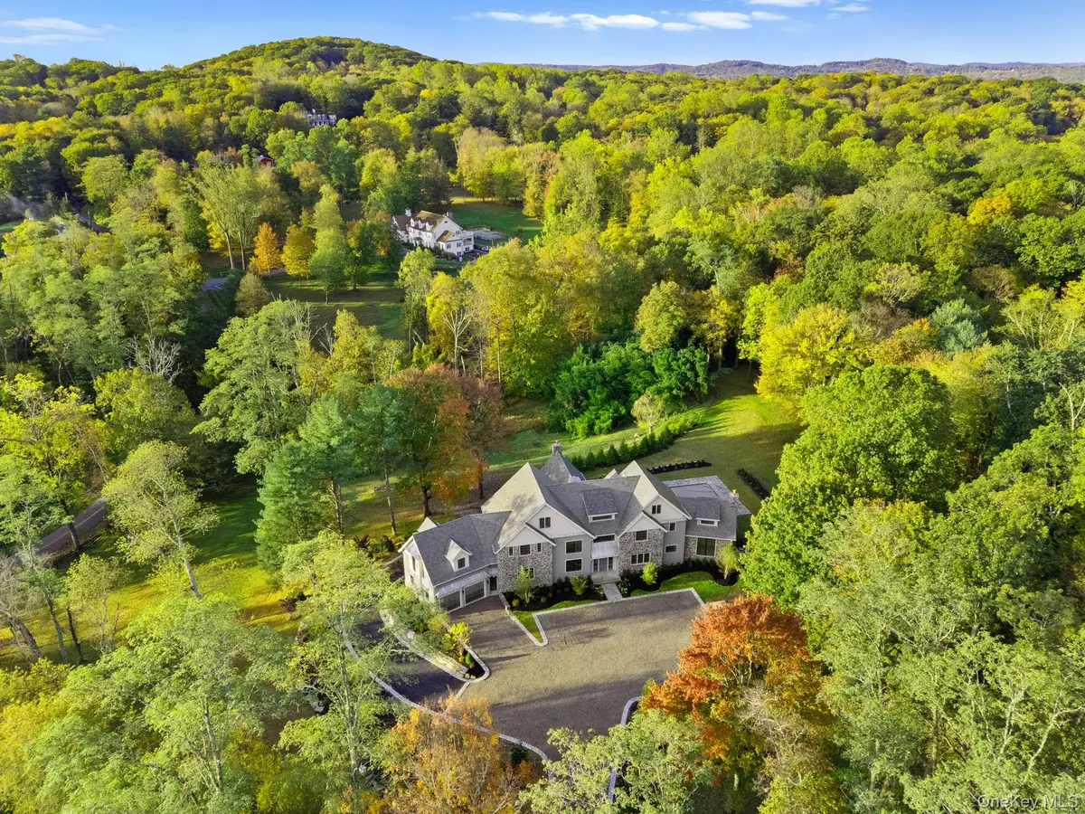 2 Barry Court, Bedford, NY 10536 - #1