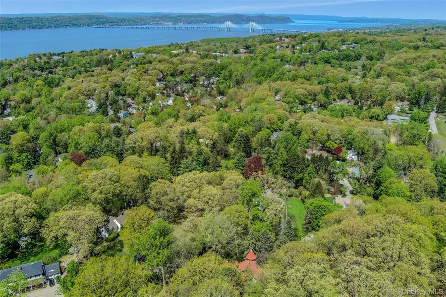 16 Lewis Road, Irvington, NY 10533 - #3
