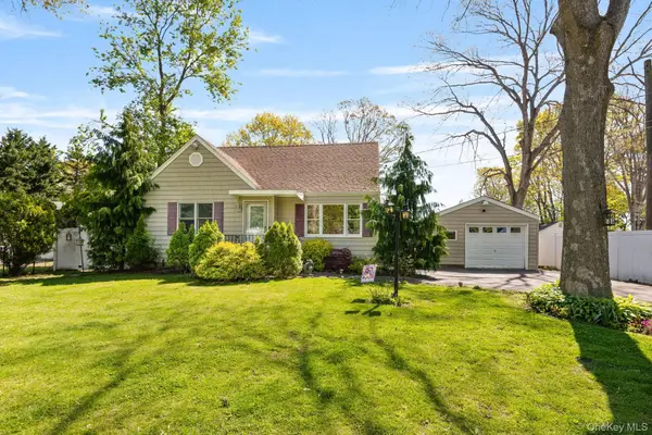 1321 Thompson Drive, Bay Shore, NY 11706