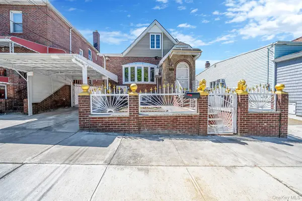 51-78 72nd Place, Maspeth, NY 11377
