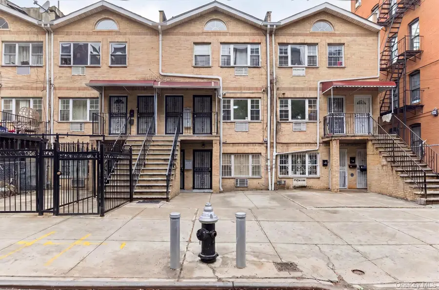 315 E 163rd Street, Bronx, NY 10451 - #2