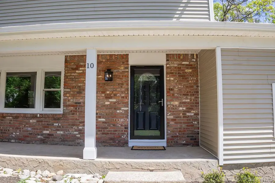 10 Tudor Drive, Stony Brook, NY 11790 - #3
