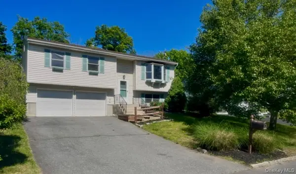 310 Aristotle Drive, Maybrook, NY 12543