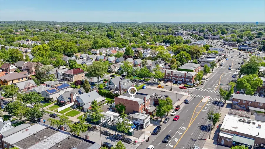 26505 Hillside Avenue, Floral Park, NY 11004 - #3