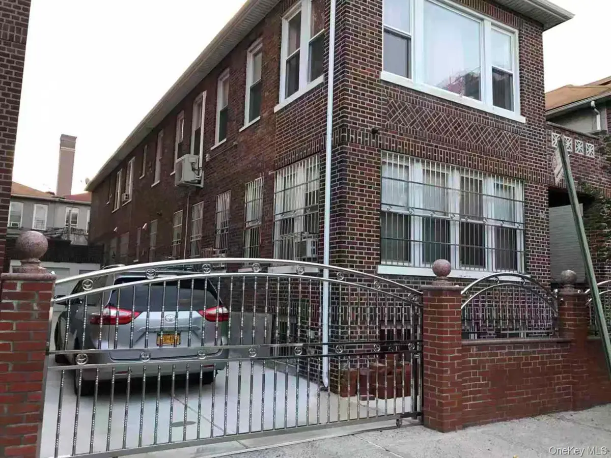 360 E 49th Street, Brooklyn, NY 11203 - #1