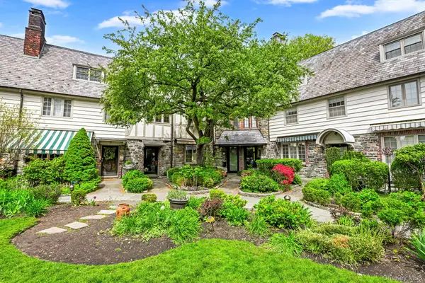 7 Merestone Terrace, Bronxville, NY 10708