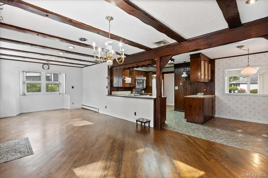 933 Dana Avenue, Valley Stream, NY 11580 - #2