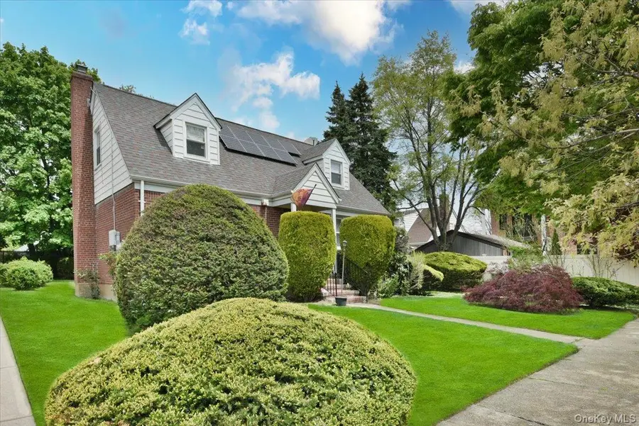 246-35 85th Road, Bellerose, NY 11426 - #2