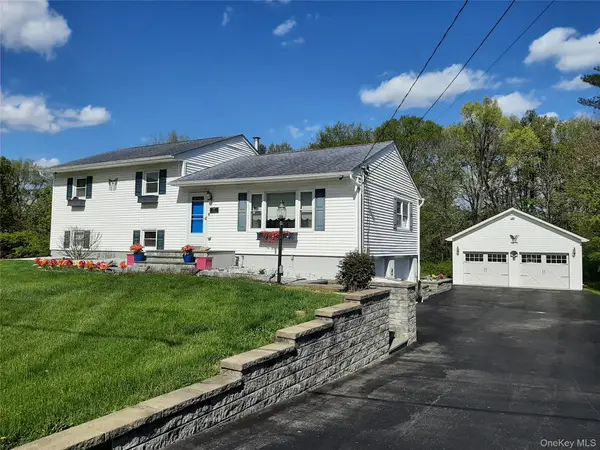 13 Regency Drive, Wappingers Falls, NY 12590