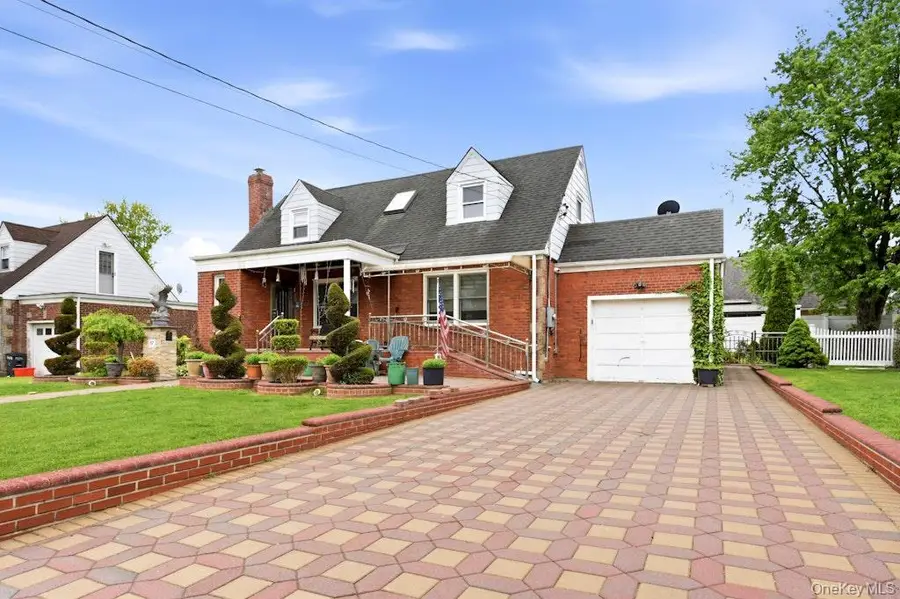 57 Bradford Road, Valley Stream, NY 11580 - #3