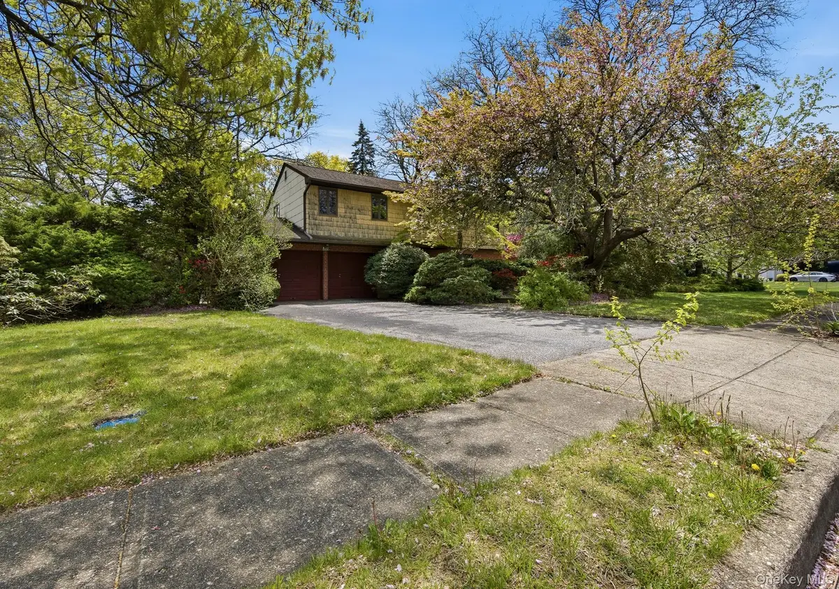 128 Tremper Street, Holbrook, NY 11741 - #1