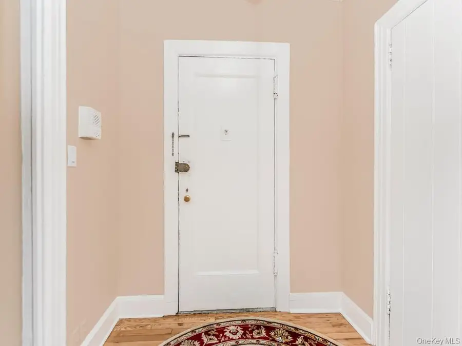 472 Gramatan Avenue #O2, Mount Vernon, NY 10552 - #2