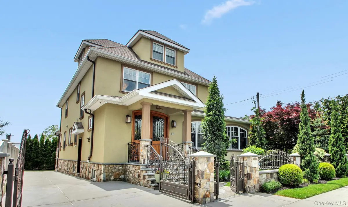 149-02 11 Avenue, Whitestone, NY 11357 - #1