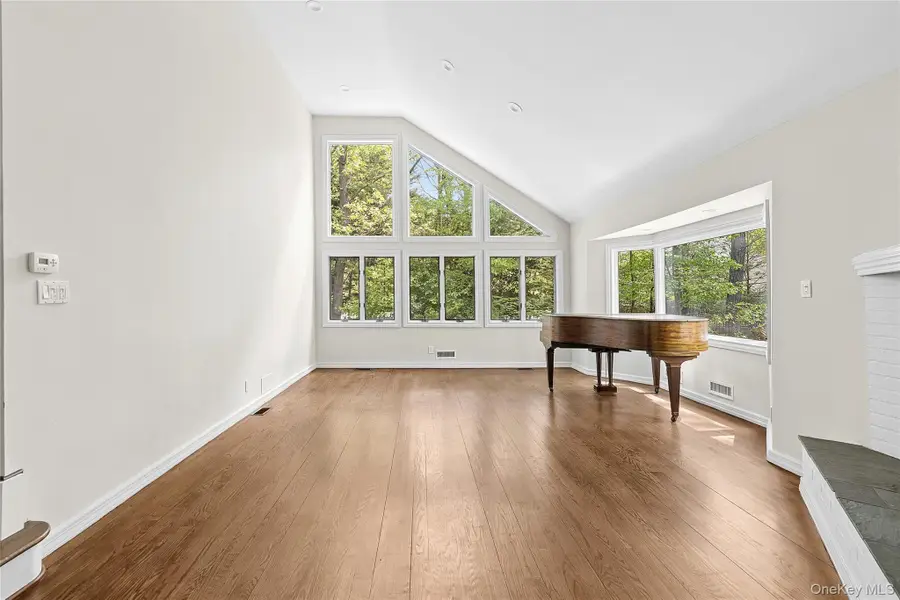 3 Pheasant Lane, Lloyd Harbor, NY 11743 - #3