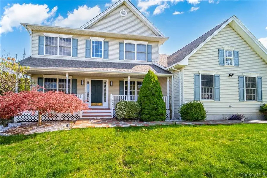 2723 Colonial Drive, New Windsor, NY 12553 - #2