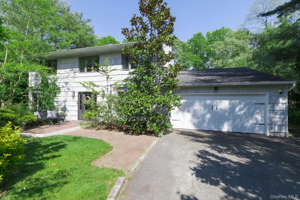 22 Stonehurst Lane, Dix Hills, NY 11746 - #1