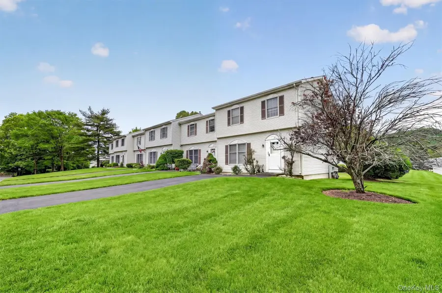 4 Strack Court, West Haverstraw, NY 10993 - #2