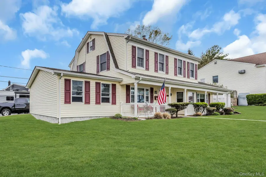 42 Spring Lane, Levittown, NY 11756 - #2