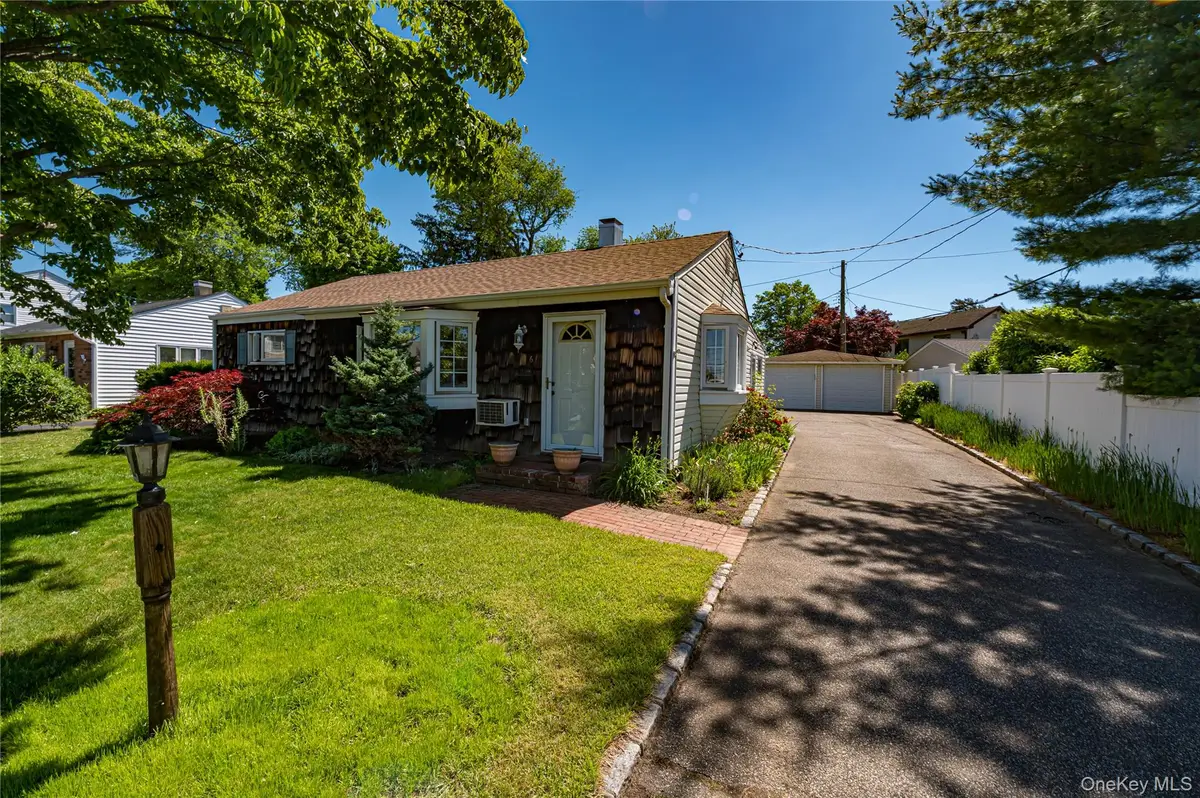 6 Virginia Lane, Bethpage, NY 11714 - #1