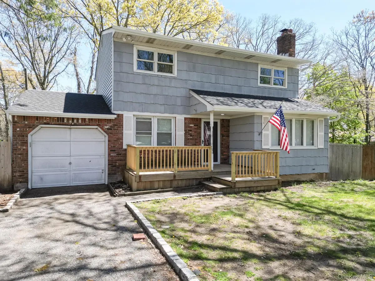 981 Connetquot Avenue, Central Islip, NY 11722 - #1