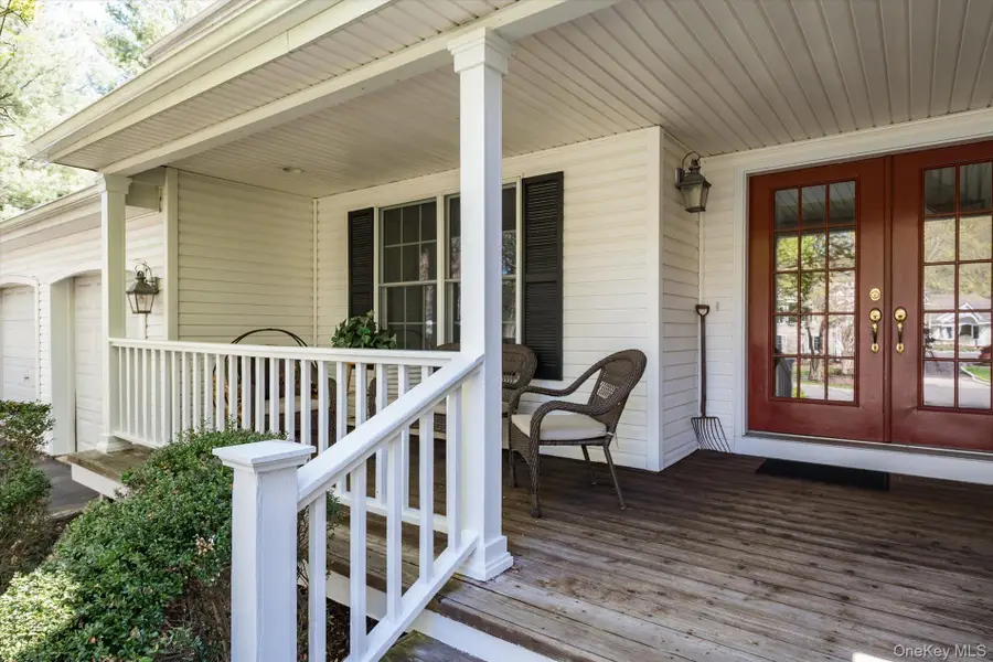 1 Fox Hollow Court, Dix Hills, NY 11746 - #3