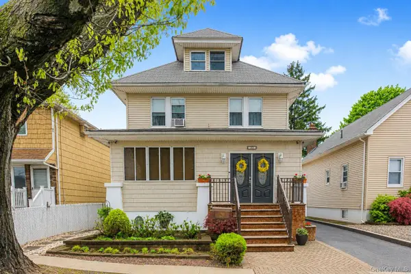109 Adams Avenue, Staten Island, NY 10306