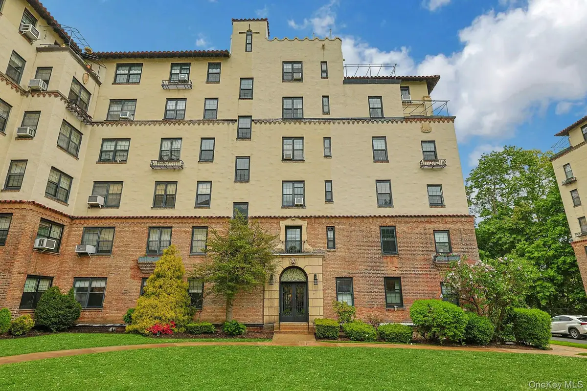 1273 North Avenue #Bldg 4, Ent 7,  1E, New Rochelle, NY 10804 - #1