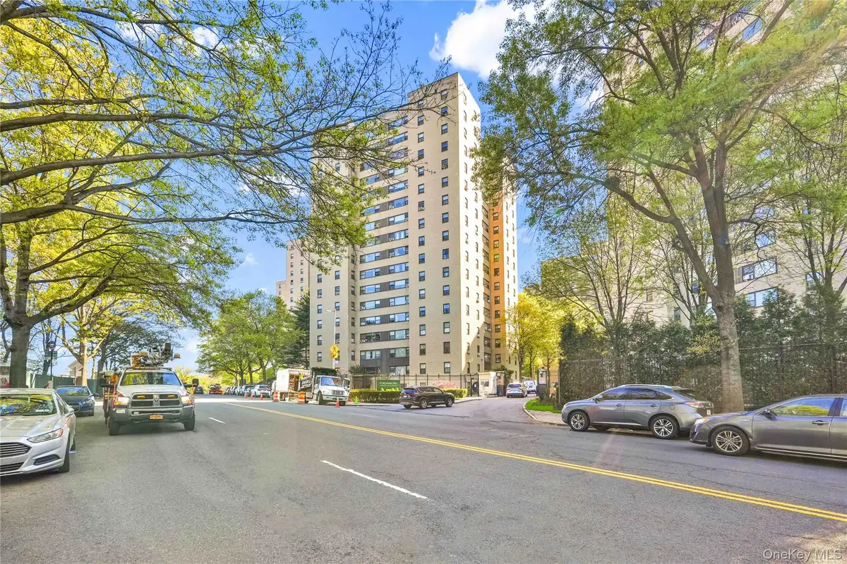 3 Fordham Hill Oval #1F, Bronx, NY 10468 - #1
