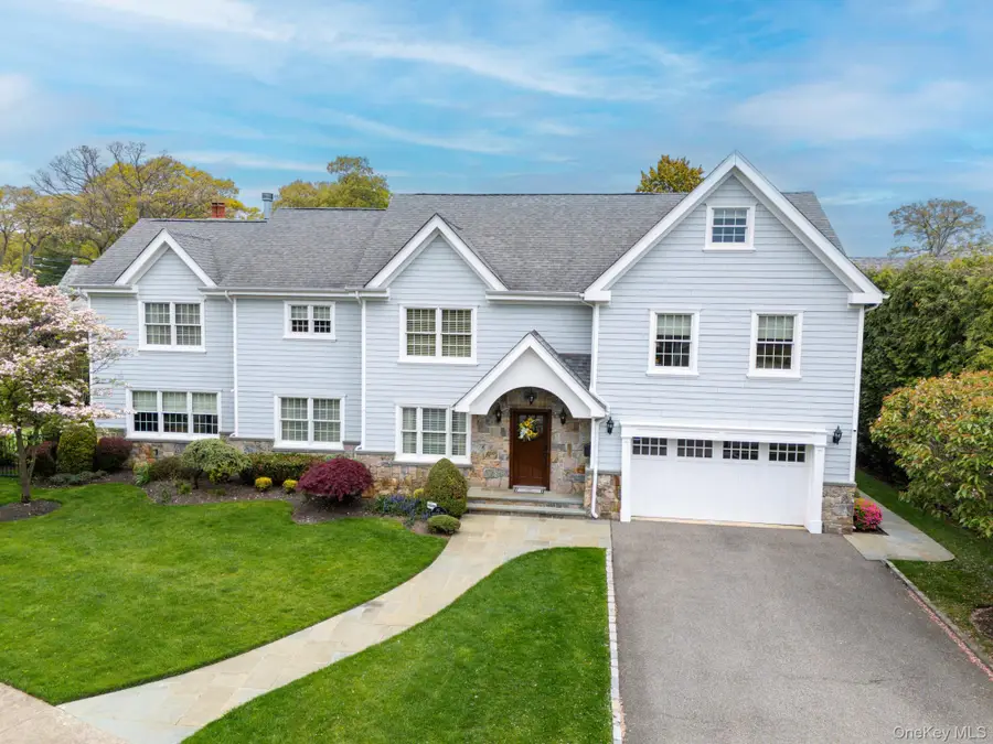 93 Berkshire Road, Rockville Centre, NY 11570 - #3