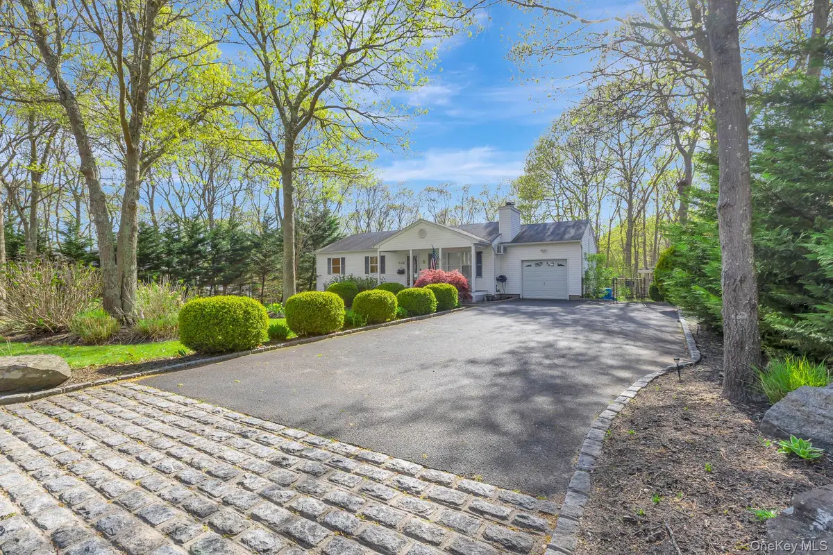 10 Black Pine Street, Center Moriches, NY 11934 - #1