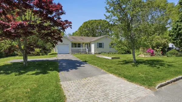 63 Crystal Drive, Aquebogue, NY 11931